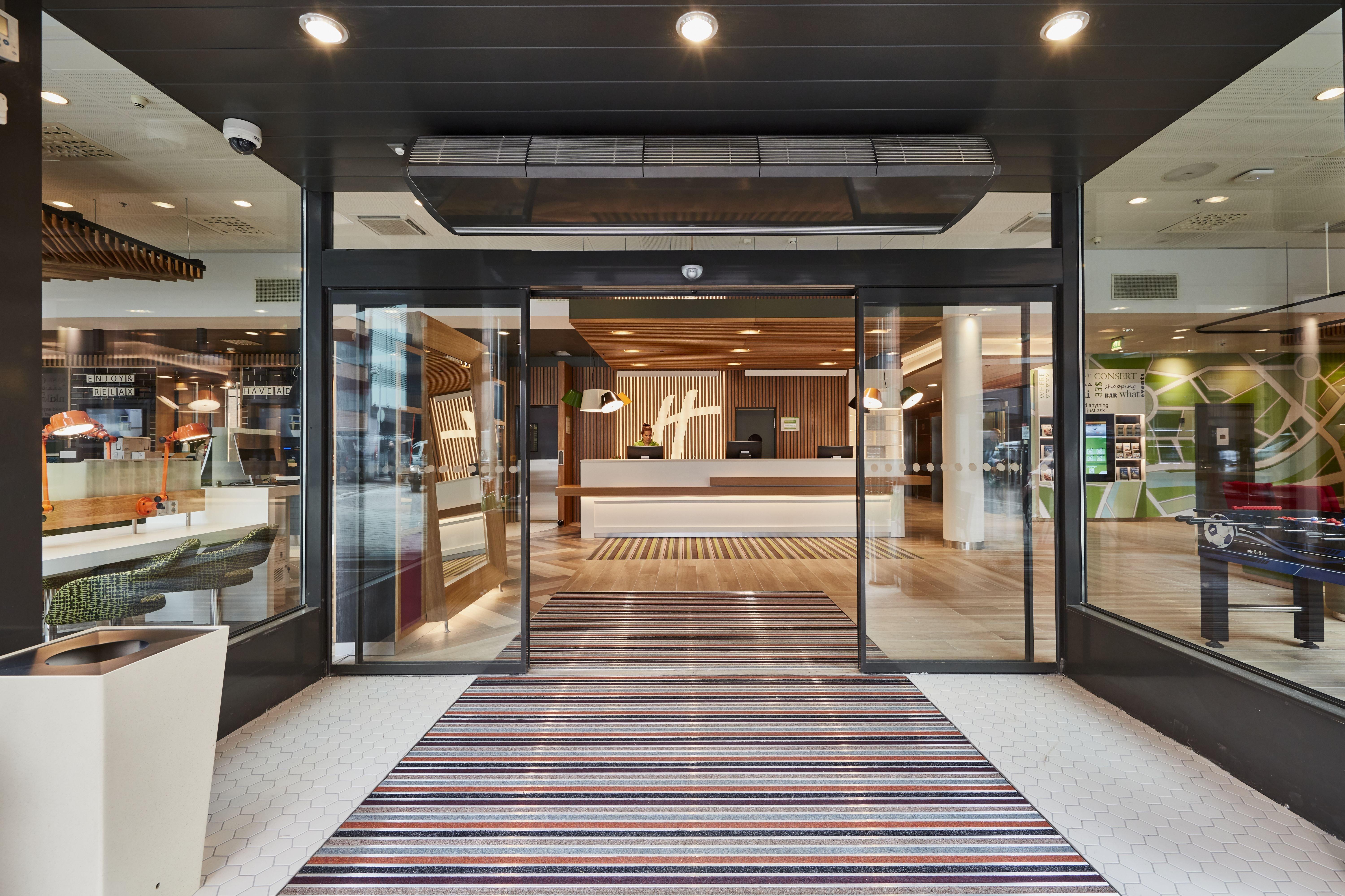 Holiday Inn Helsinki West - Ruoholahti By Ihg Esterno foto